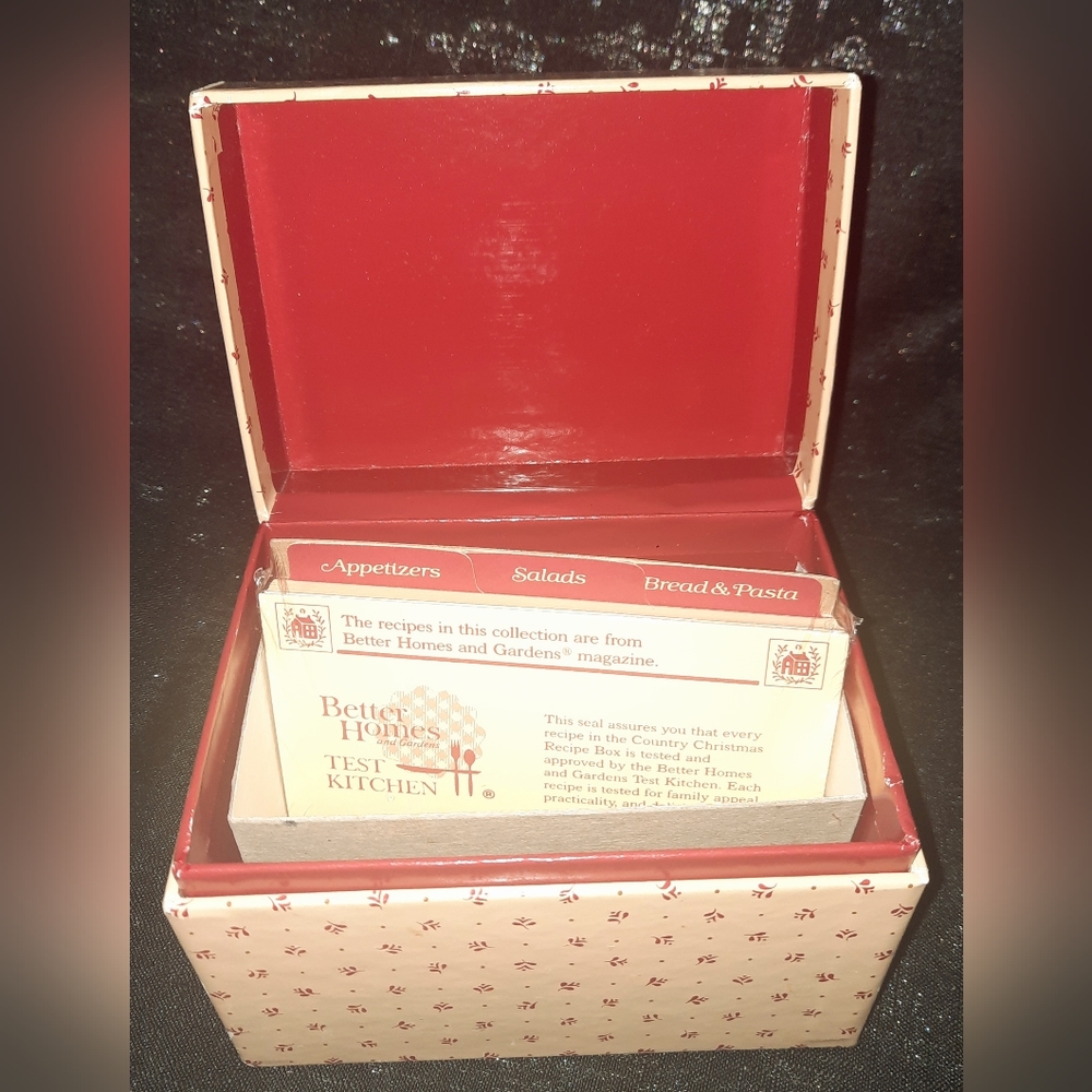 Vintage avon country Christmas recipe box